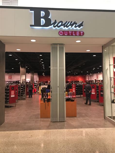 browns shoes outlet mall.